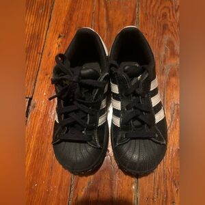 Adidas Superstar Sneakers Little Kids Size US 11